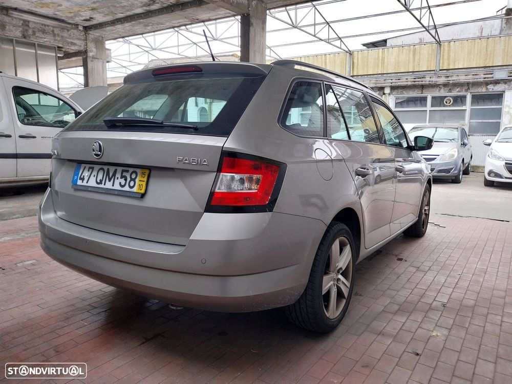 Skoda Fabia Break 1.4 TDi Ambition - 10
