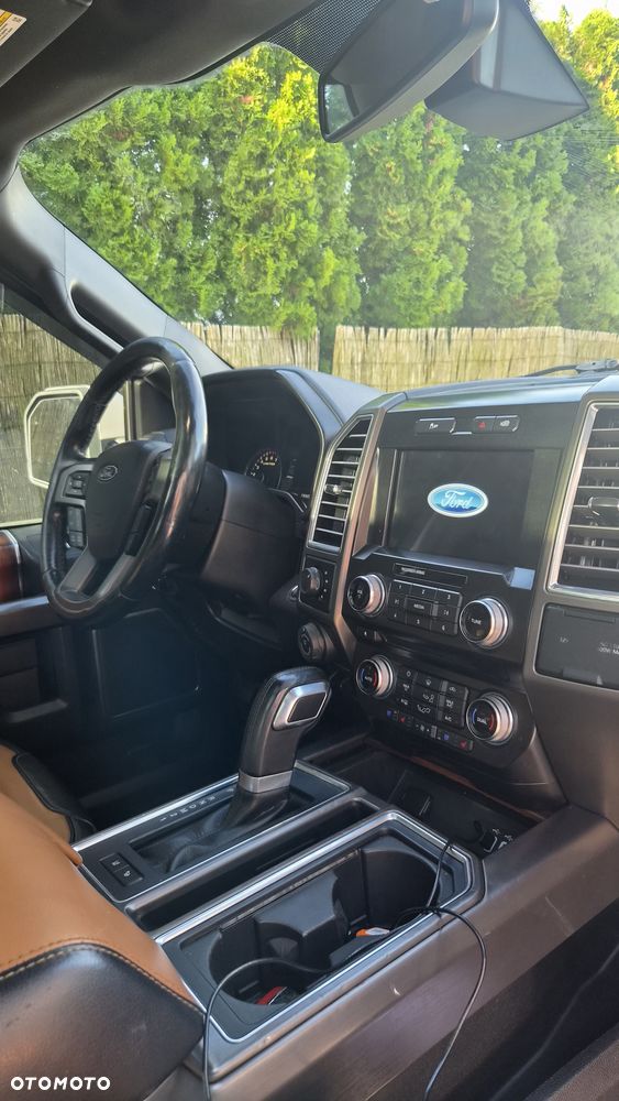Ford F150 - 8