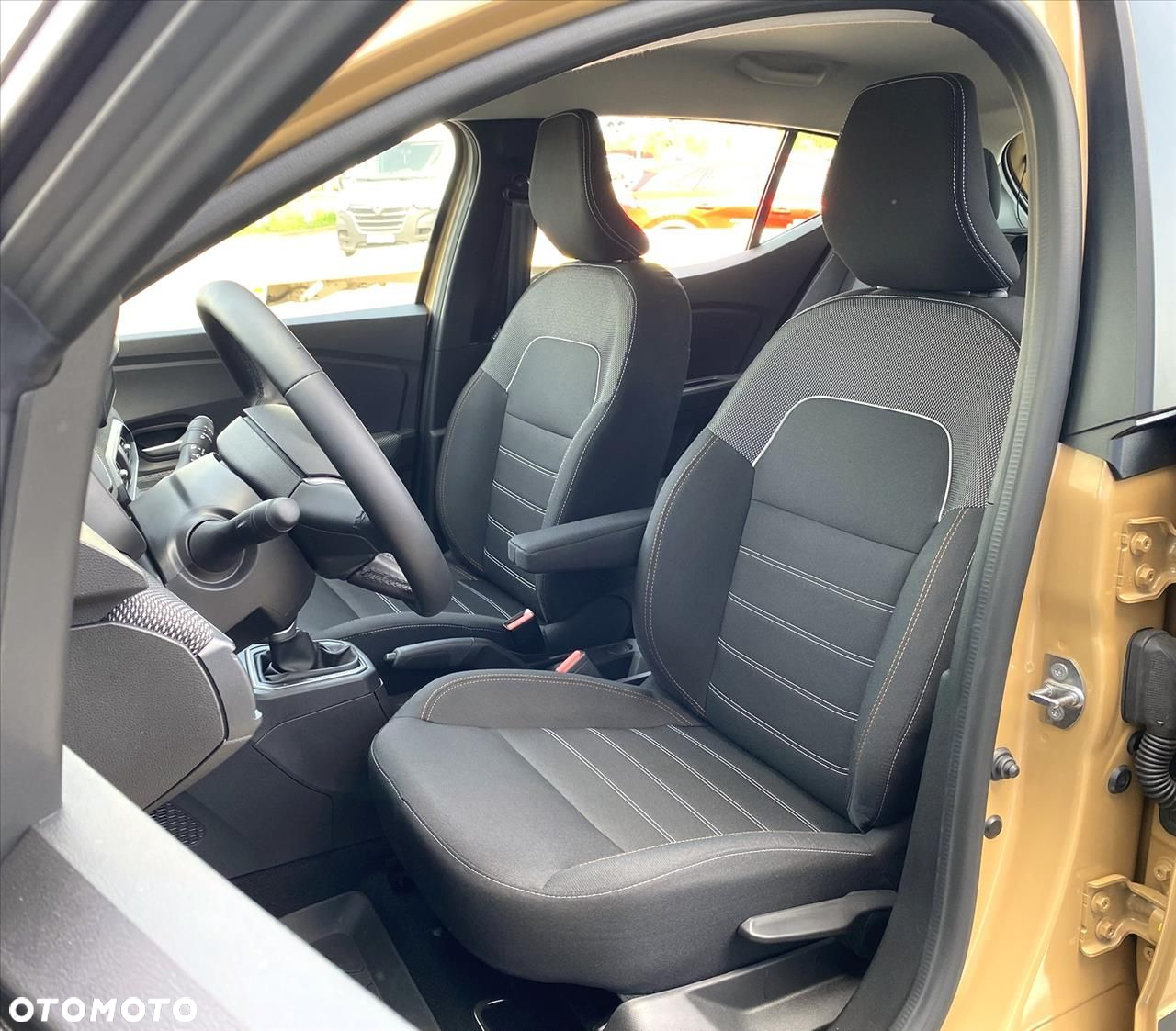 Dacia Sandero Stepway 1.0 TCe Expression CVT - 9