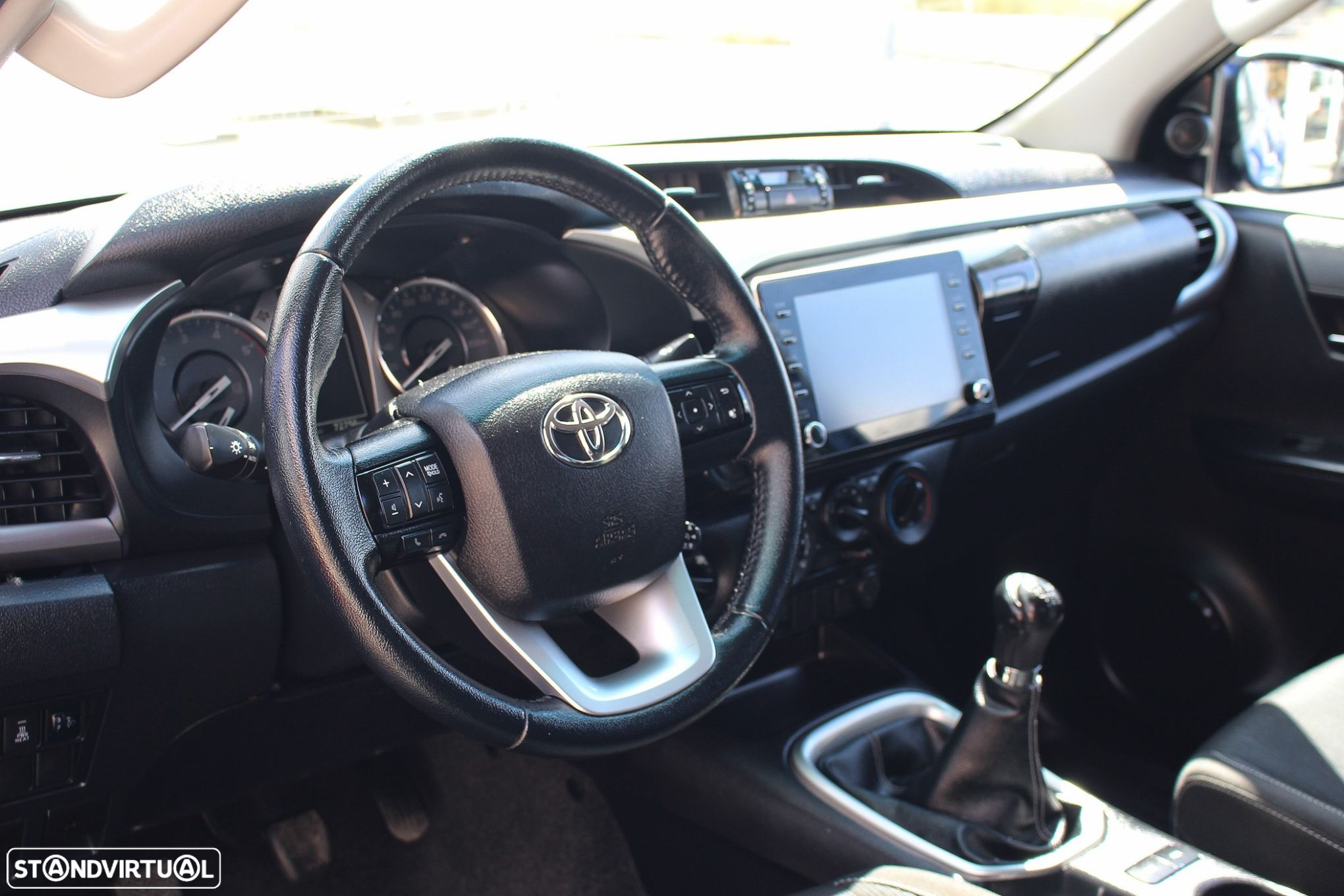 Toyota Hilux 2.4 D-4D 4WD Trial - 24