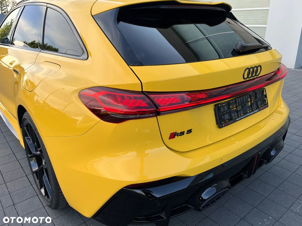 Audi RS5 Avant - 11