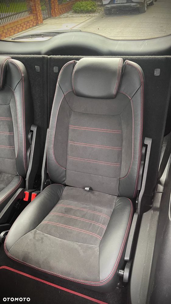 Ford S-Max - 9