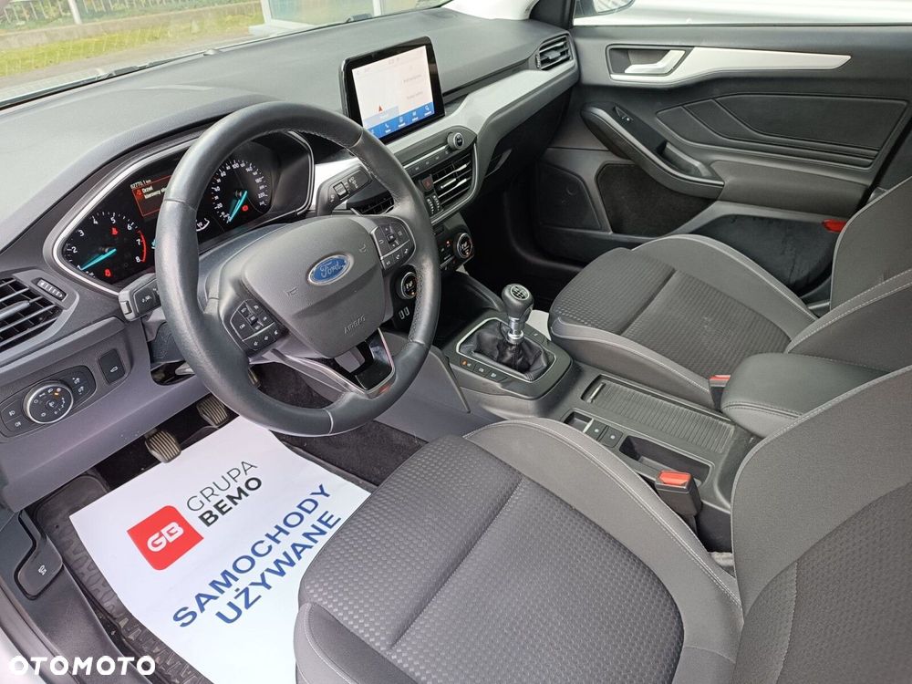 Ford Focus 1.0 EcoBoost Titanium - 11
