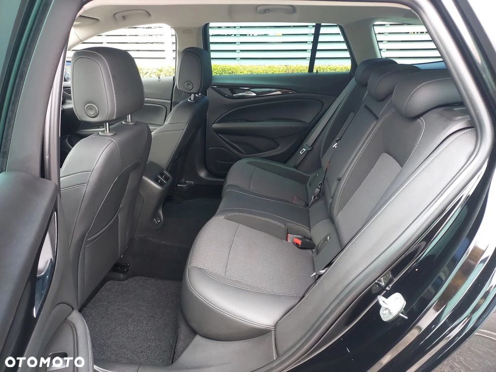 Opel Insignia 1.5 Direct InjectionTurbo Business Innovation - 25