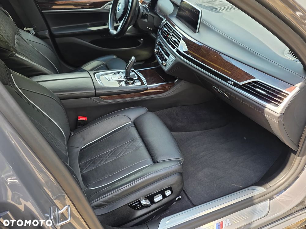BMW Seria 7 - 9