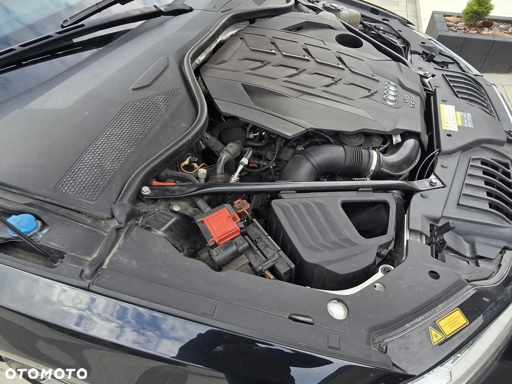 Audi A8 - 30
