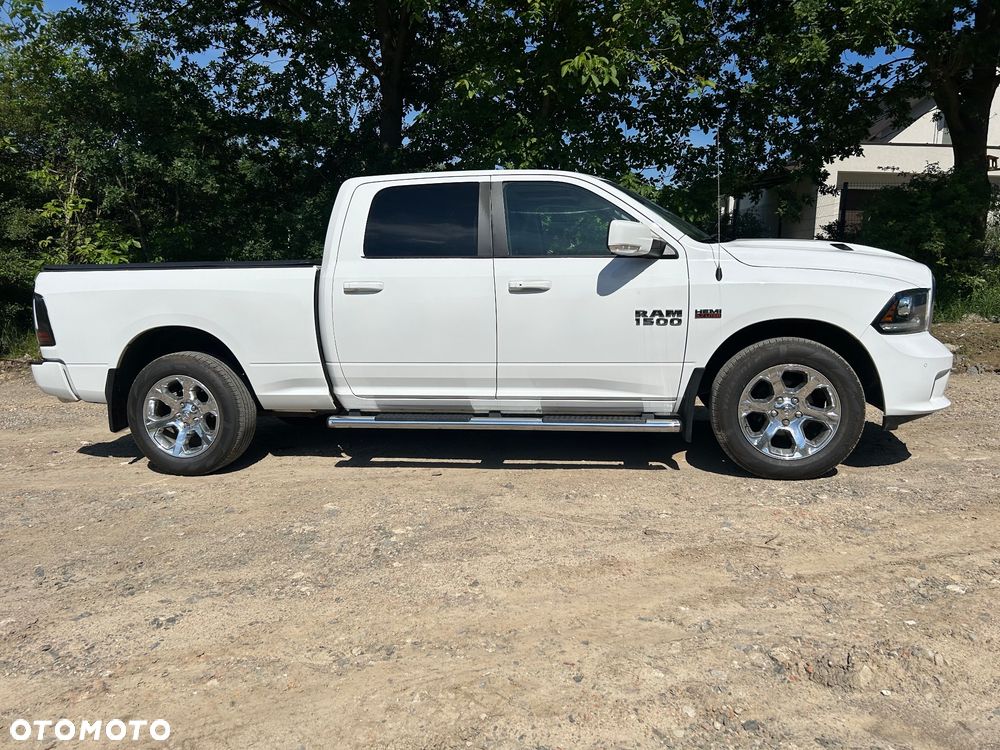 Dodge RAM - 1