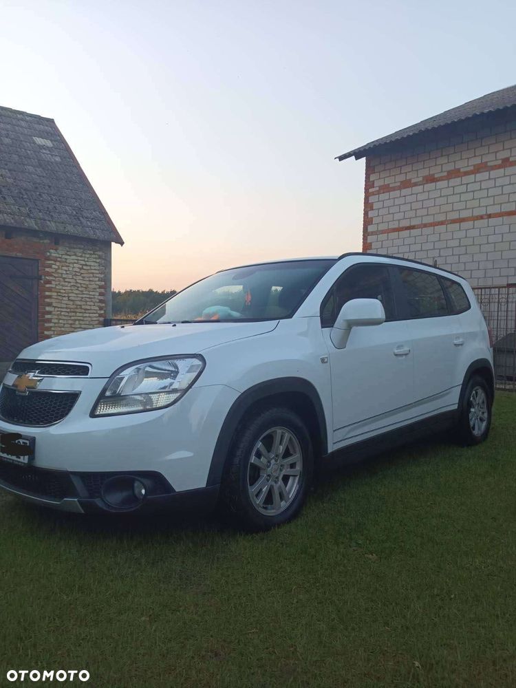 Chevrolet Orlando - 8