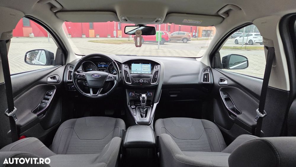 Ford Focus 1.5 EcoBlue Start-Stopp-System Aut. TITANIUM - 8