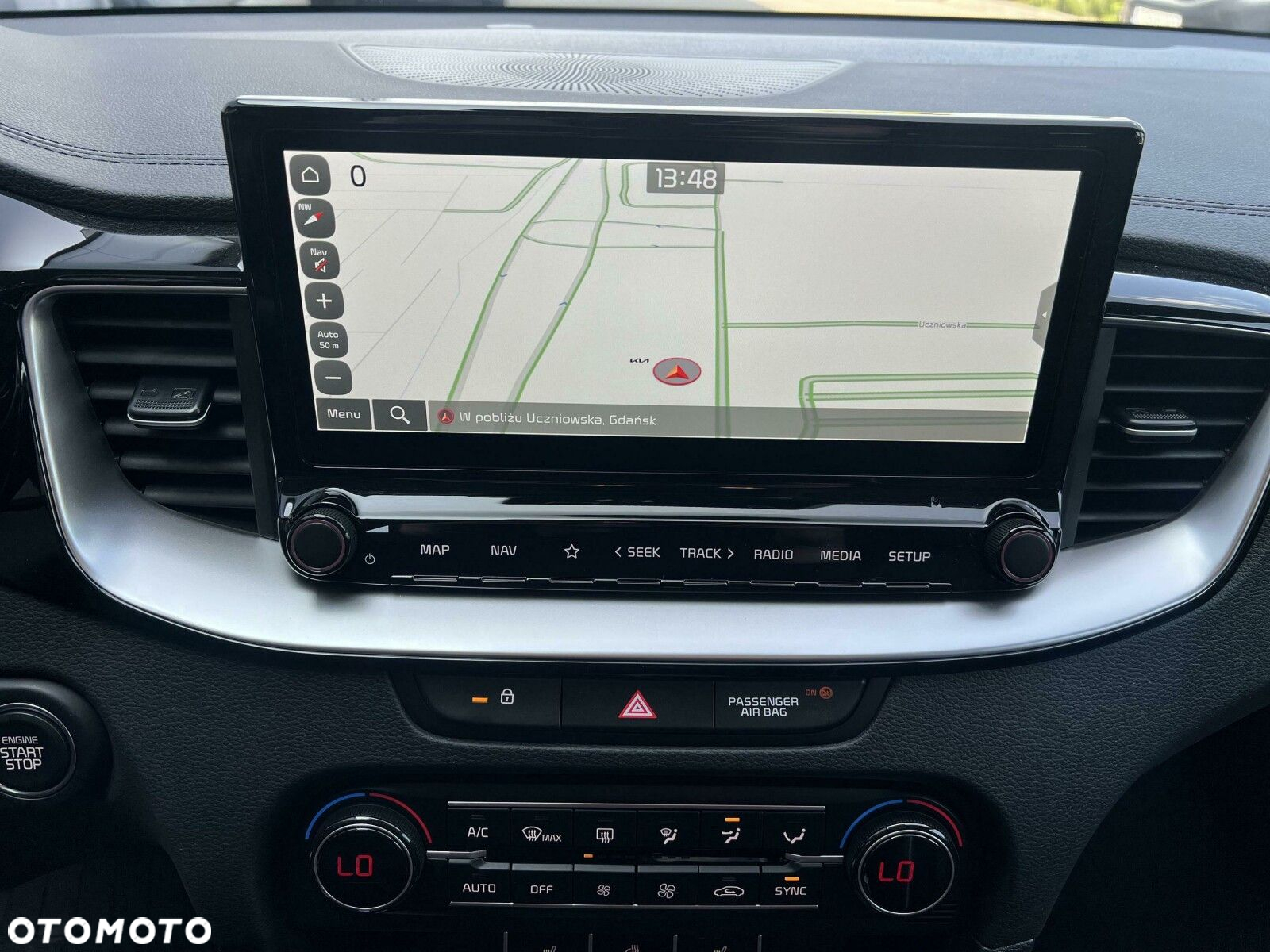Kia Ceed - 11