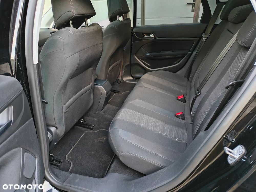 Peugeot 308 BlueHDi 150 Stop & Start Business-Line - 12
