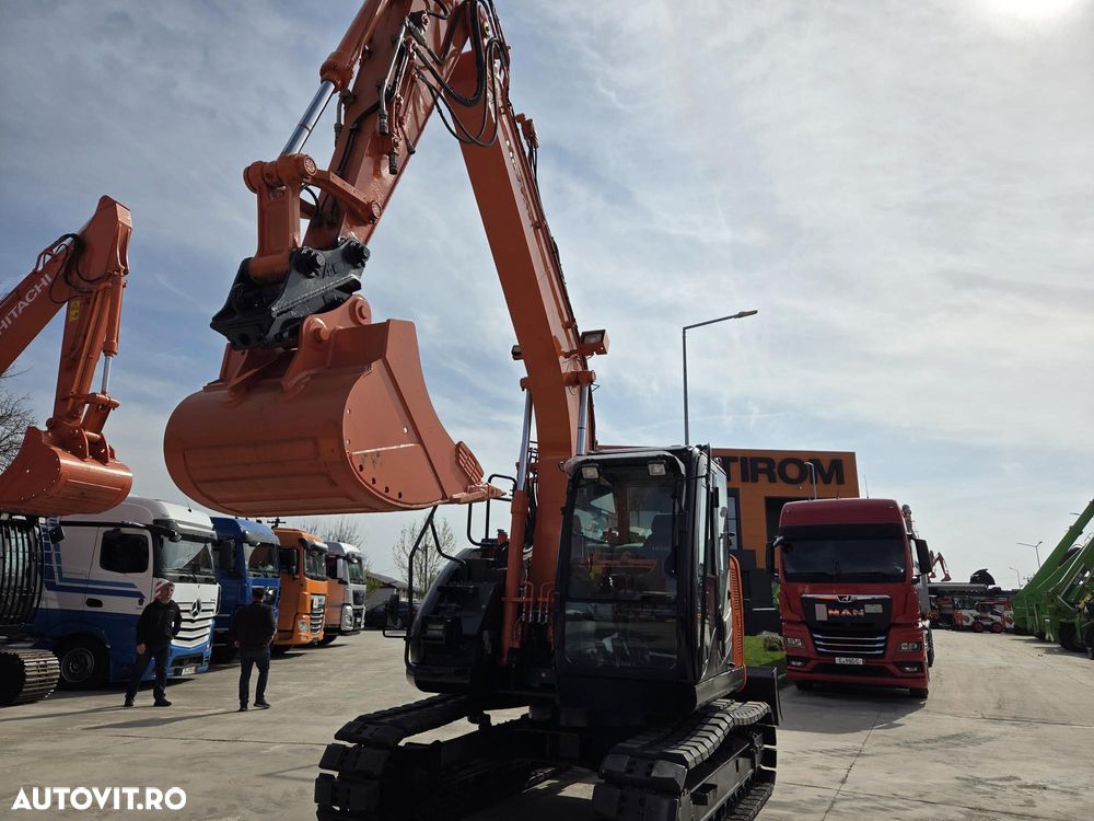 Hitachi ZX135US-6, 15t, 2018, 3.958h, PADURI CAUCIUC NOI, CUPLA RAPIDA HIDRAULICA, CUPA LATA NOUA, cupa ingusta, camera spate, camere laterale, Adanc sapare 6m, latime 2,49m, ridica 7t, consum mediu 7l/h, posibil leasing 3 ani-PROMOTIE 79.900 EUR+Tva - 7