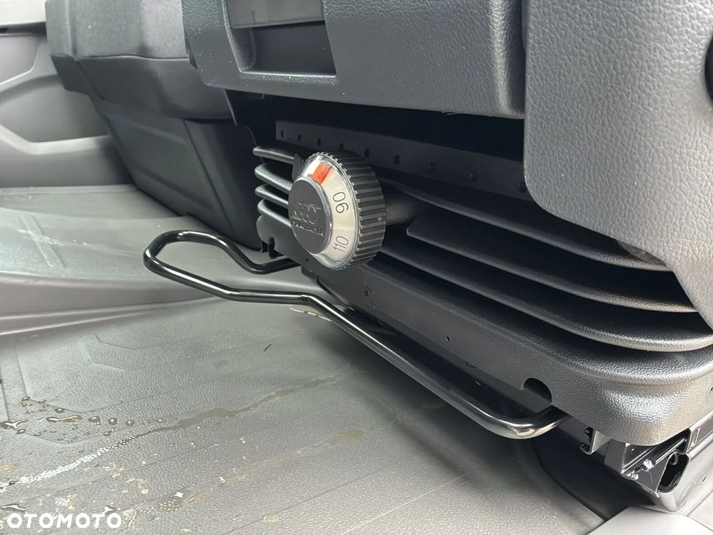 Volkswagen Crafter 35 Furgon L4H3, 2.0BiTDI 177KM, Wysoki dach, r. o. 4490mm - 36
