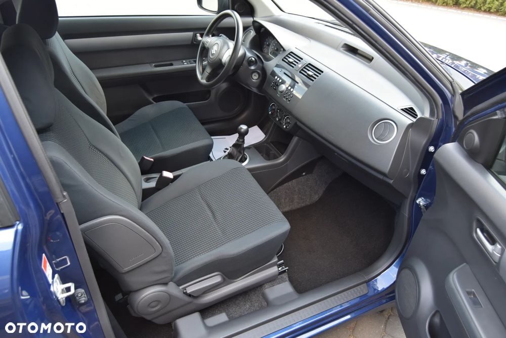 Suzuki Swift 1.3 Classic - 8