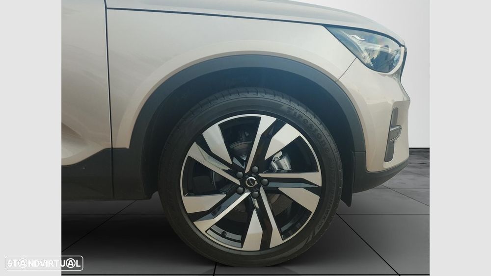 Volvo XC 40 1.5 T2 Plus Dark Auto - 9