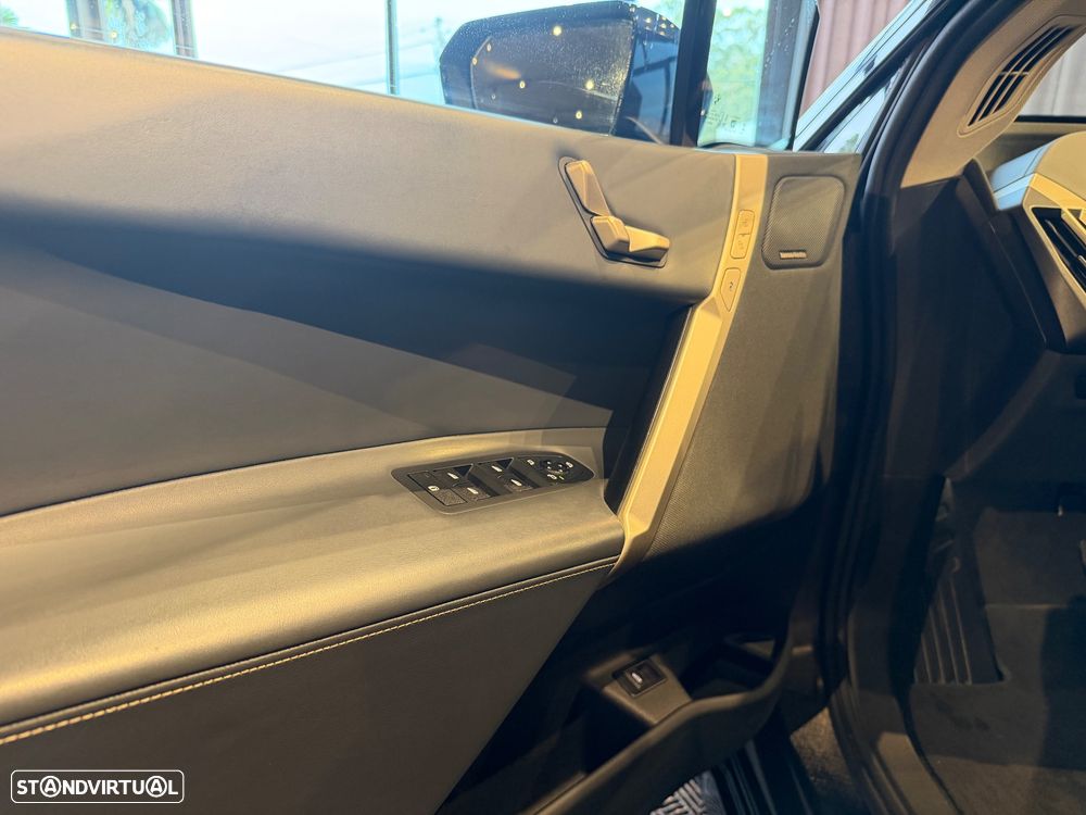BMW iX xDrive 40 Pack Desportivo - 18