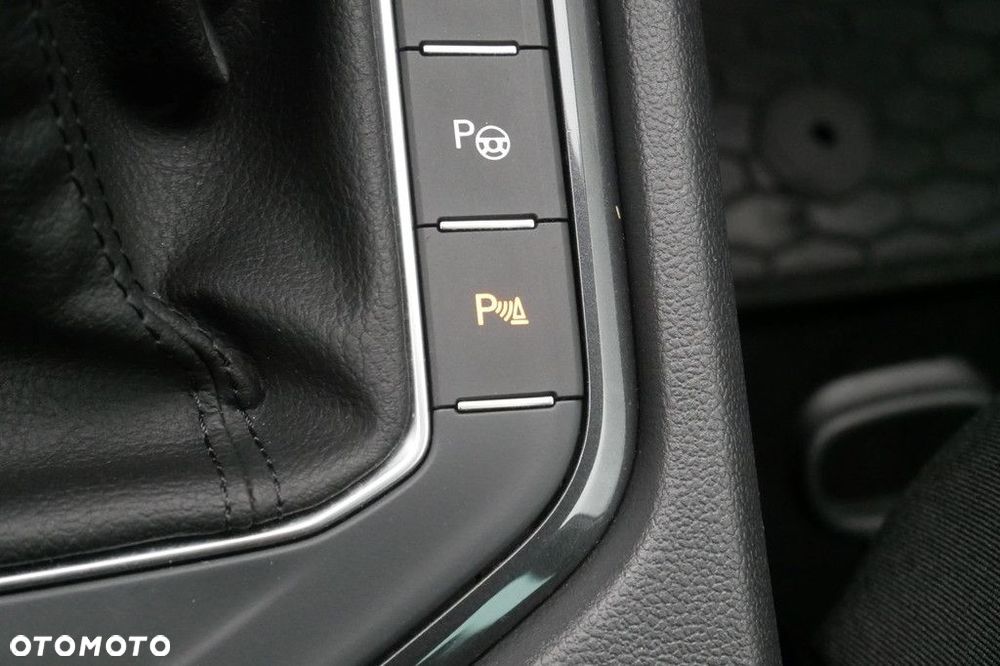 Volkswagen Tiguan 1.5 TSI EVO Life DSG - 20