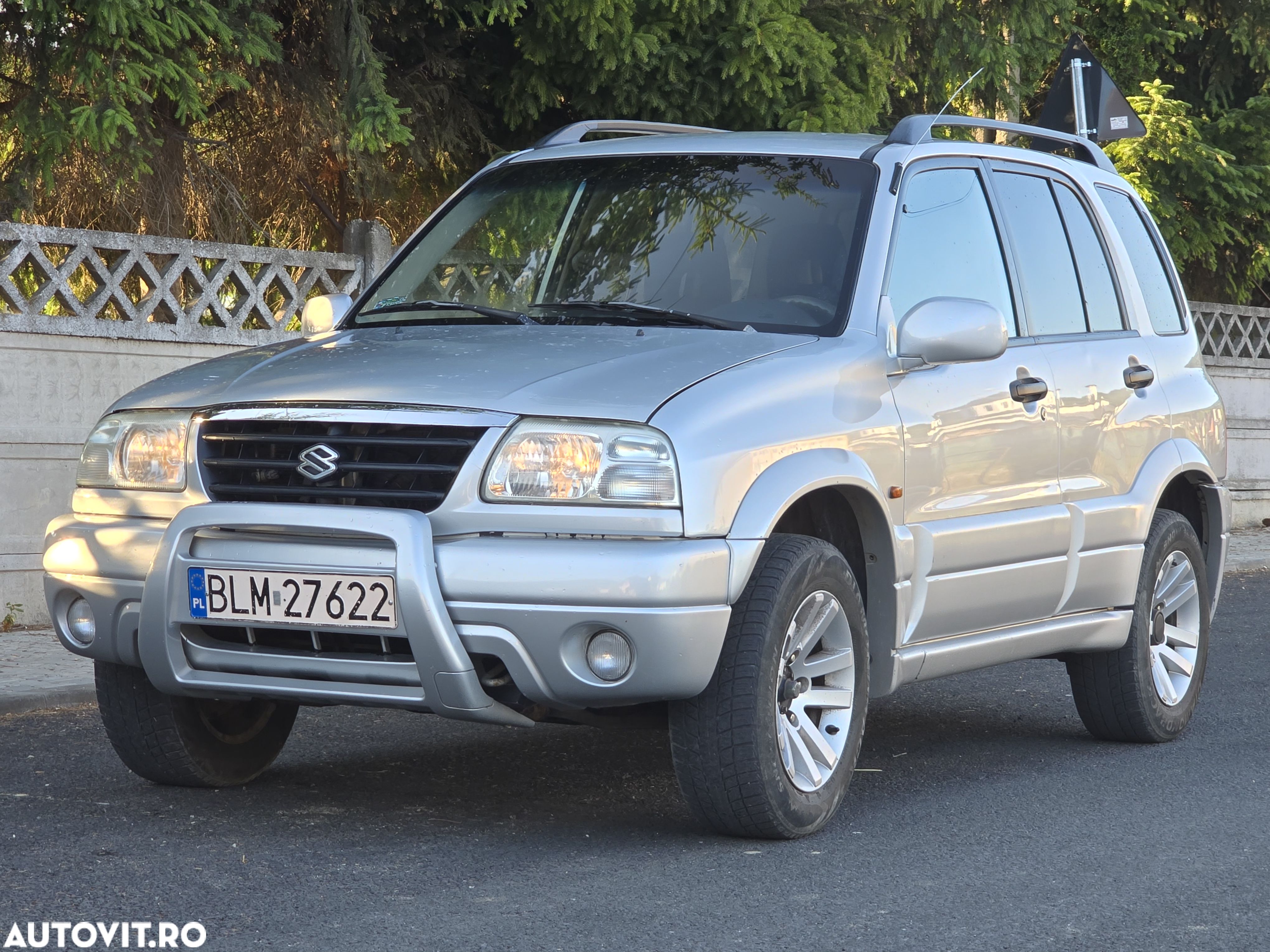 Suzuki Grand Vitara 2.0i - 1