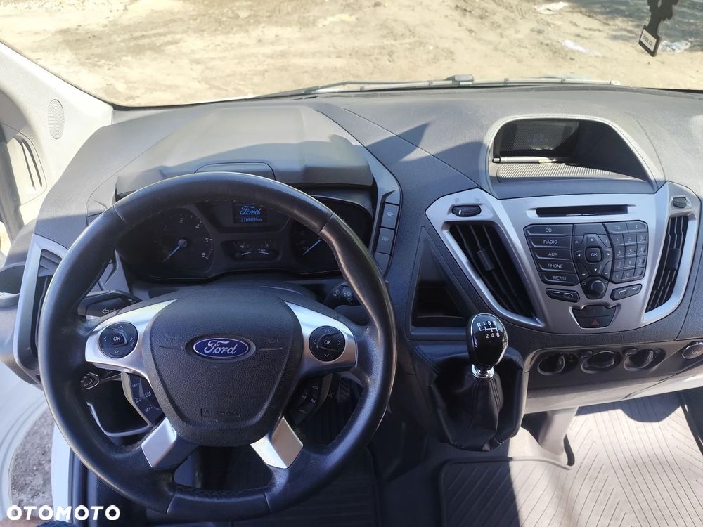 Ford Transit Custom - 12