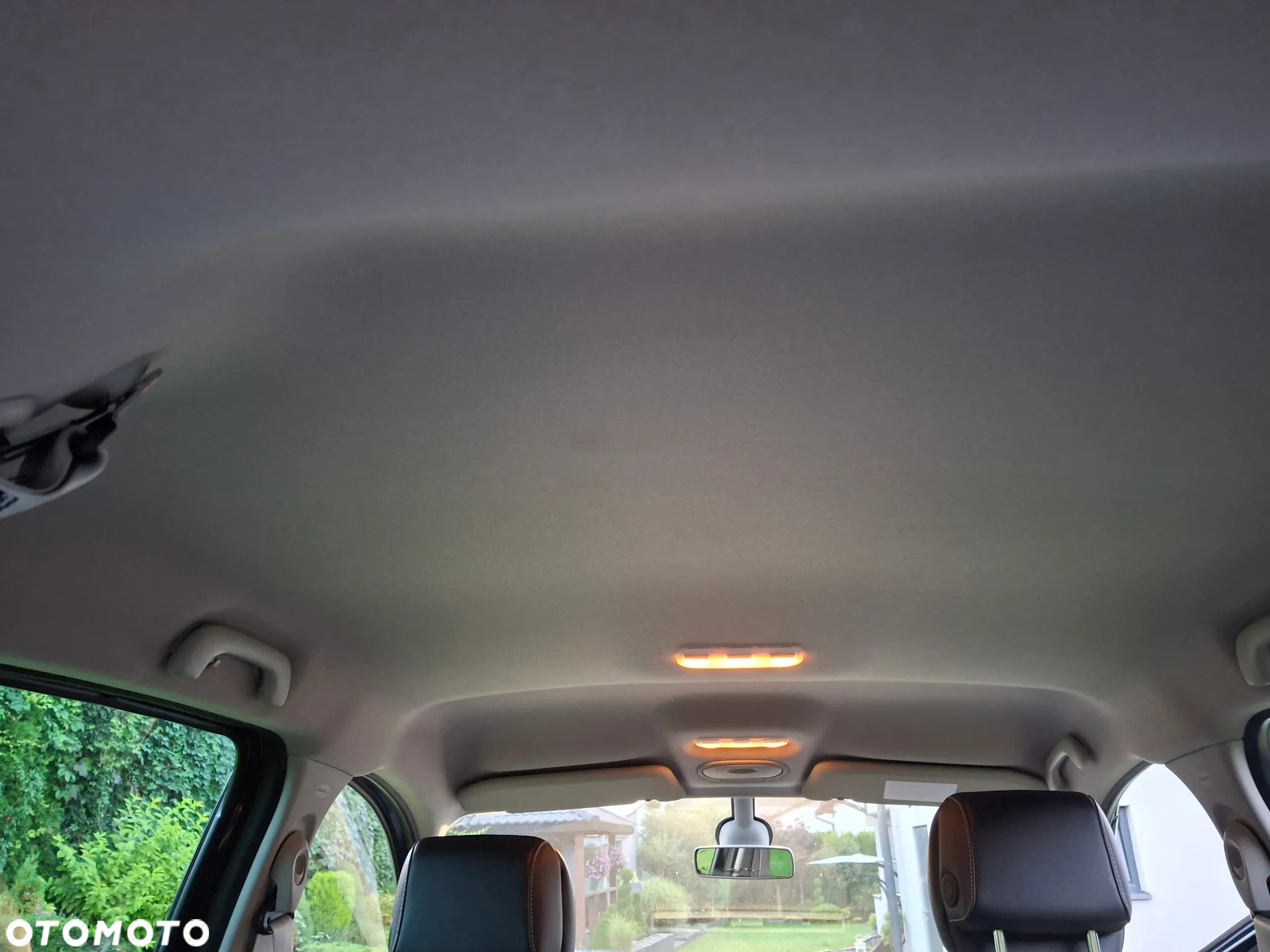 Renault Scenic ENERGY TCe 115 Bose Edition - 28