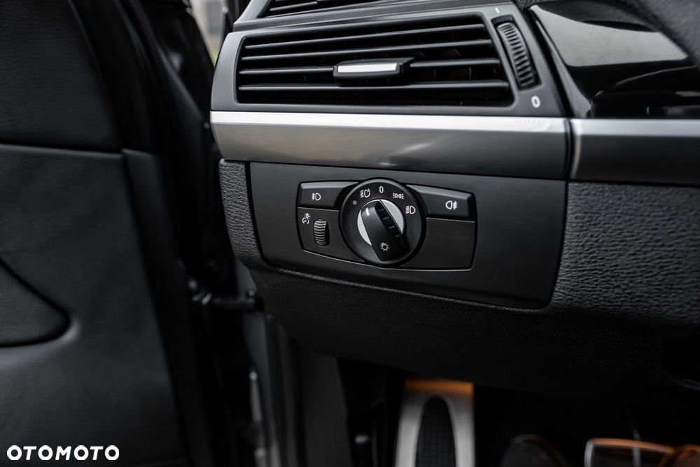 BMW X5 xDrive30d - 29