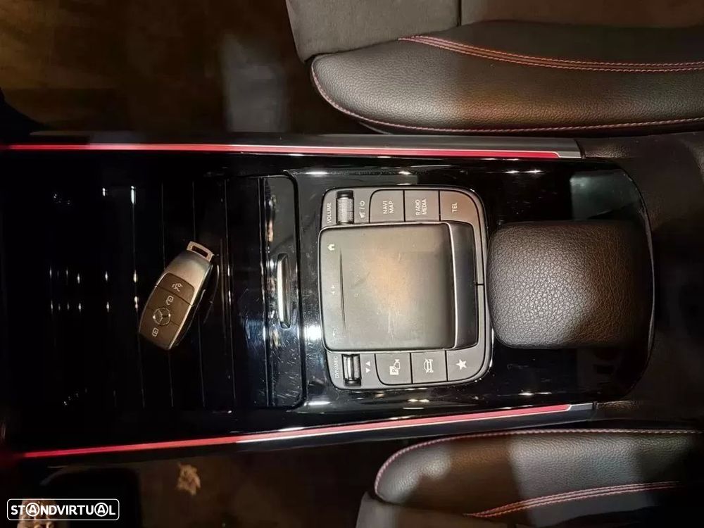 Mercedes-Benz GLA 250 e 8G-DCT AMG Line - 15