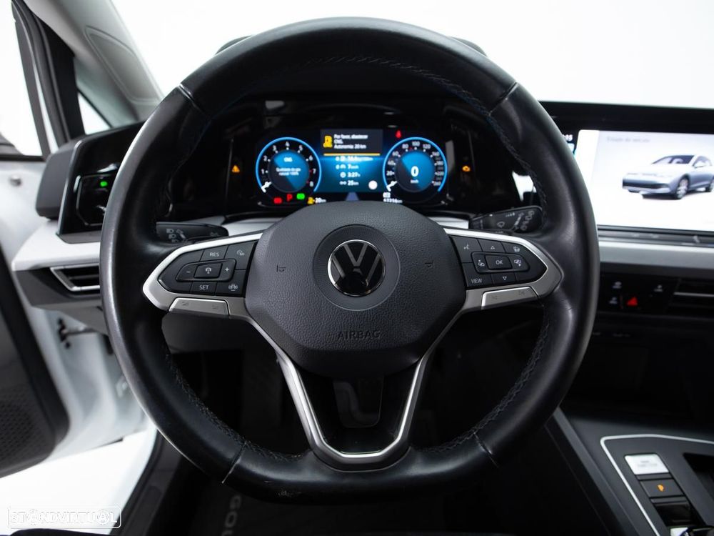 VW Golf 1.5 TGI Confortline DSG - 15