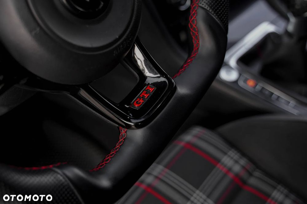 Volkswagen Golf 2.0 TSI BMT GTI Performance - 20