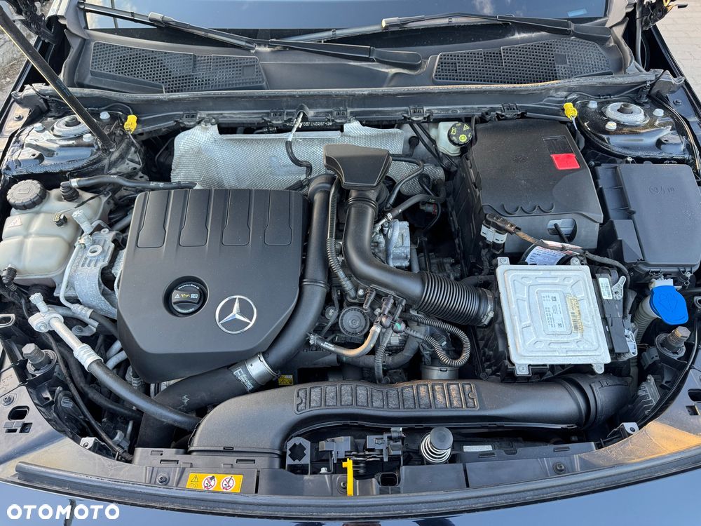 Mercedes-Benz Klasa A 200 AMG Line 7G-DCT - 12