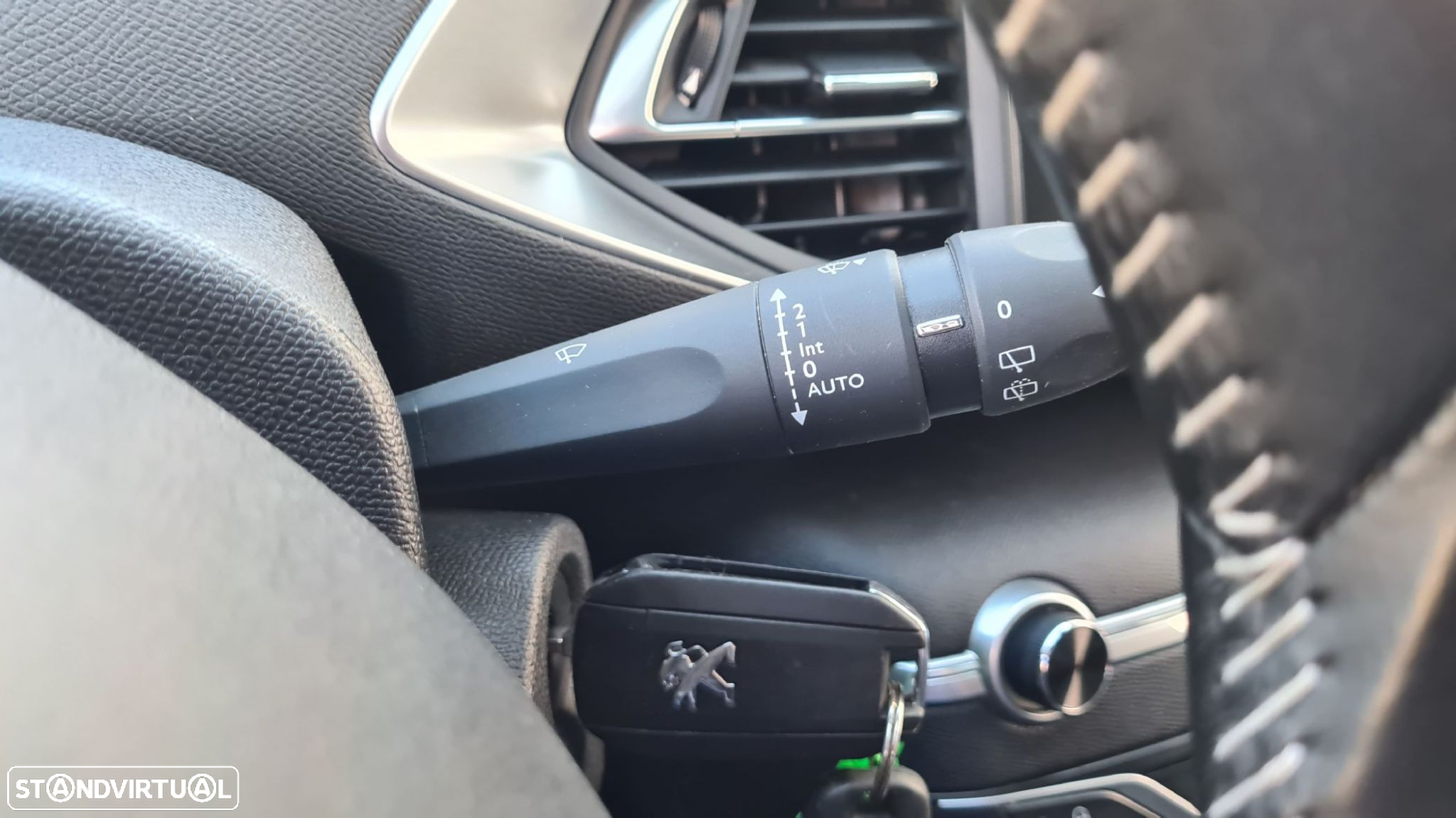 Peugeot 308 SW 1.5 BlueHDi Allure - 18