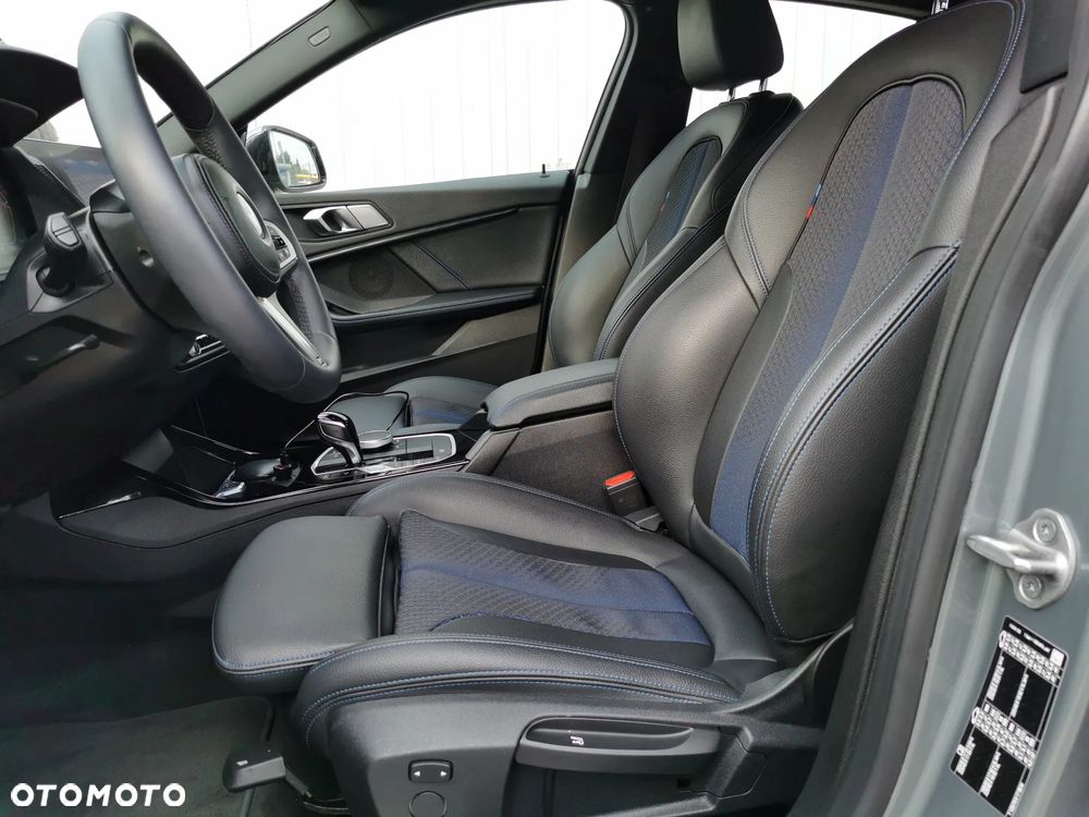 BMW Seria 2 220d M Sport - 12