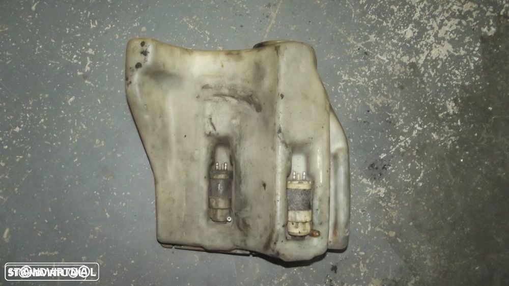 Mercedes W123 300D carrinha depósito da água - 2