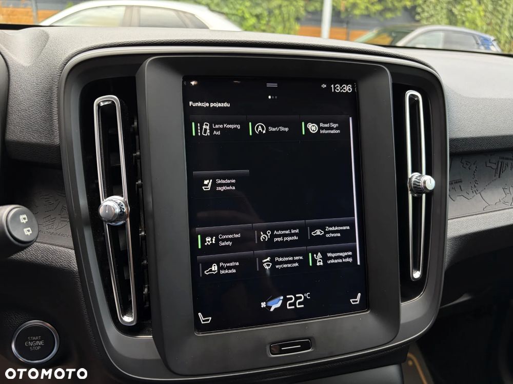 Volvo XC 40 T3 Momentum - 26