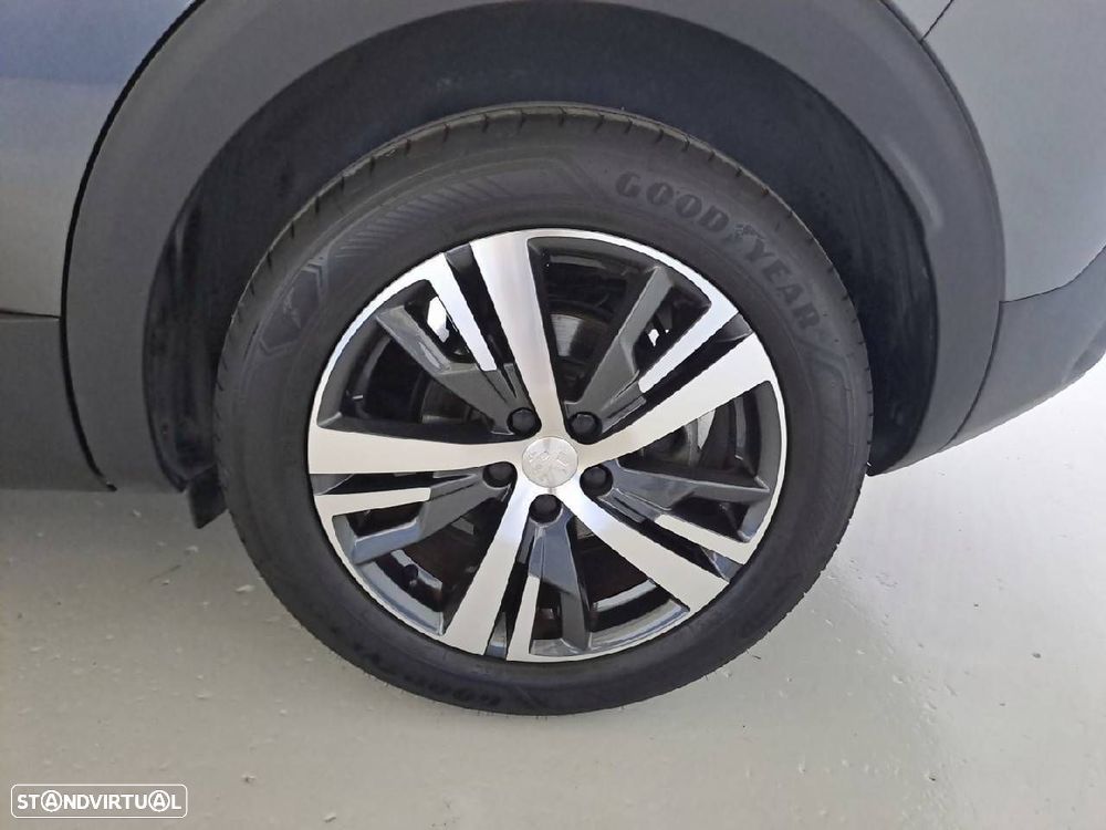 Peugeot 3008 1.5 BlueHDi Allure Pack EAT8 - 11