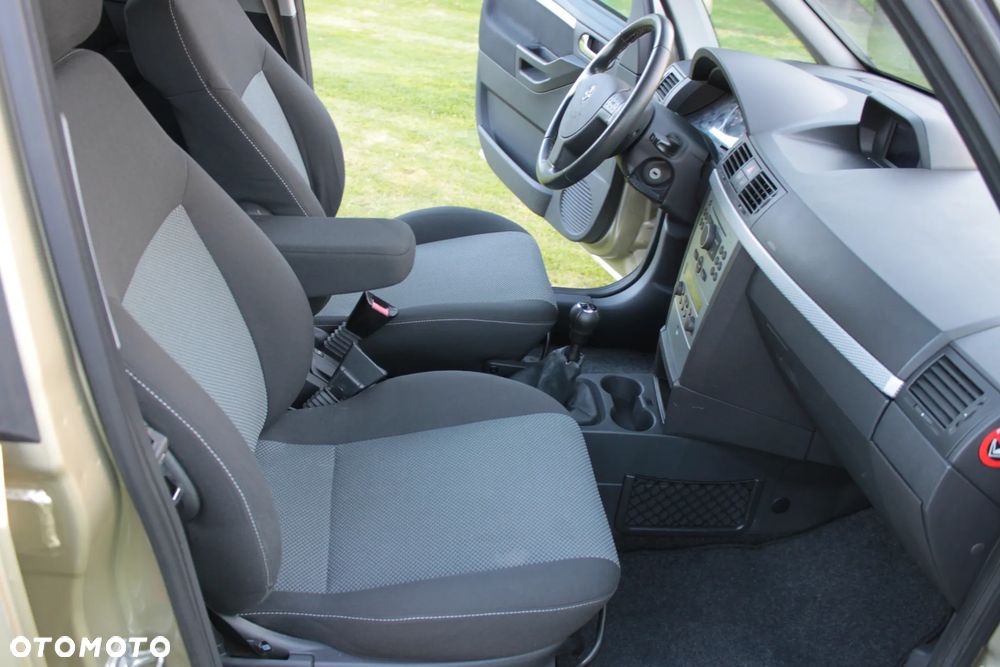Opel Meriva - 16