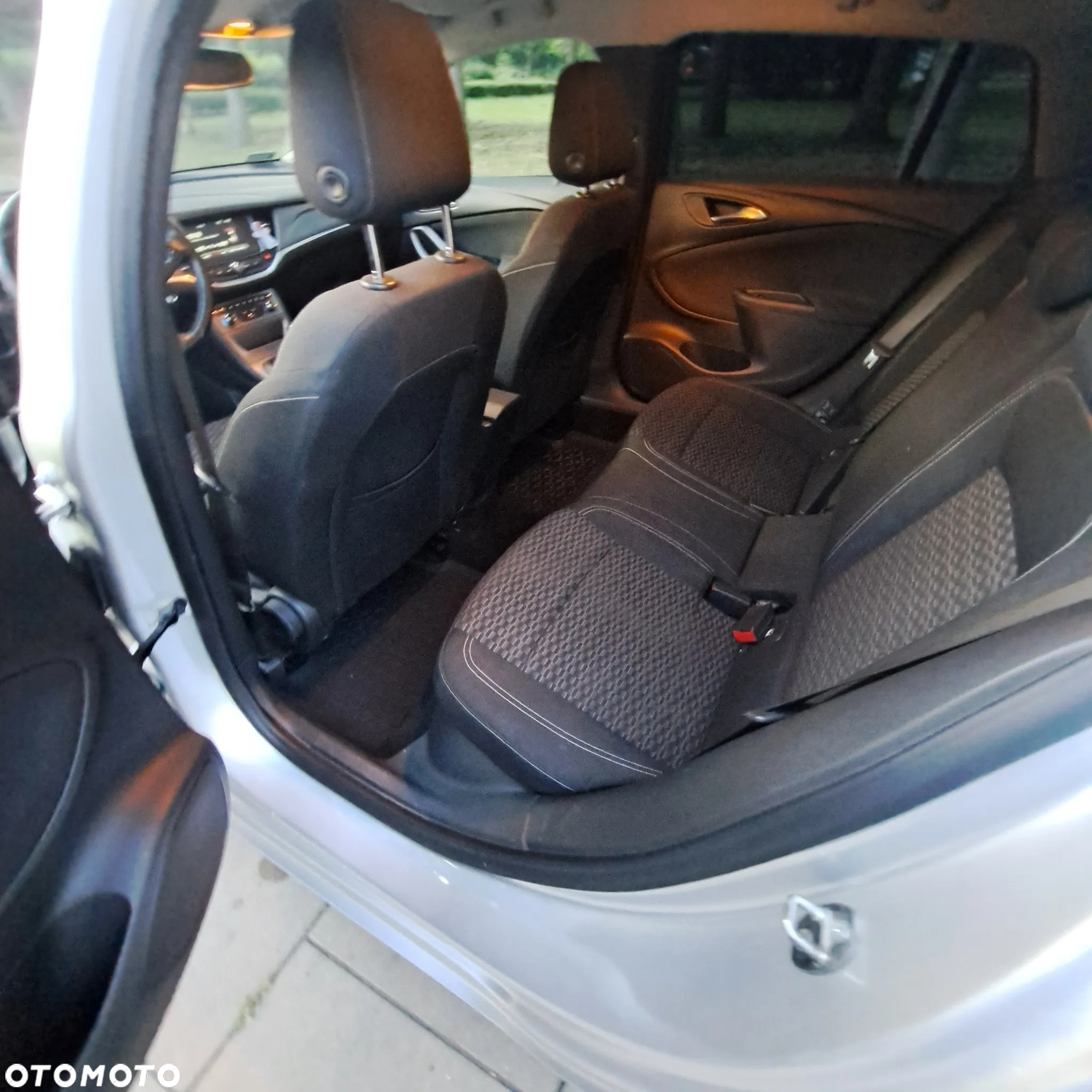Opel Astra IV 1.6 CDTI Executive - 15