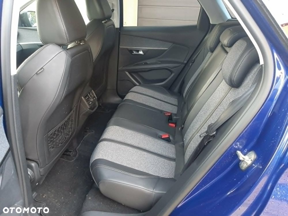 Peugeot 3008 PureTech 130 Stop & Start GPF Allure - 18