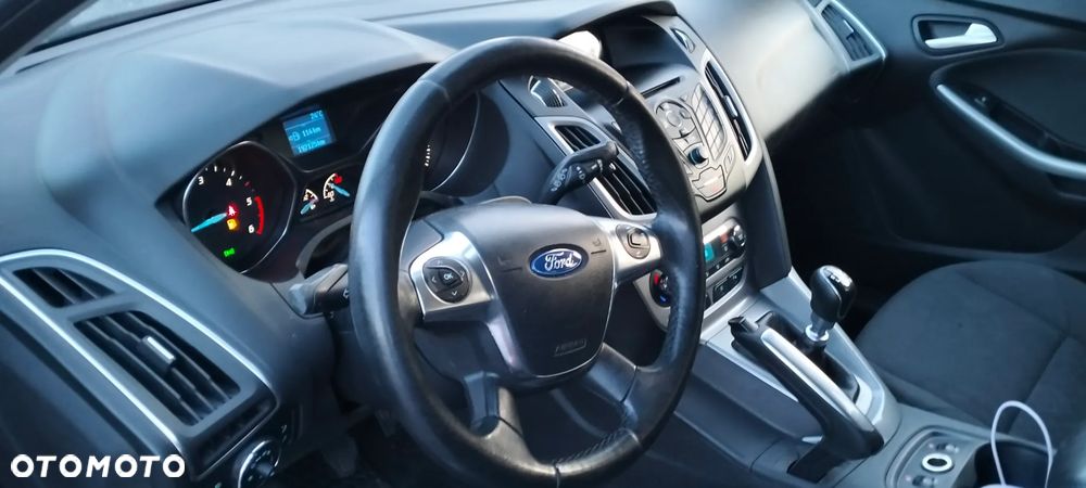 Ford Focus 1.6 TDCi DPF Champions Edition - 35