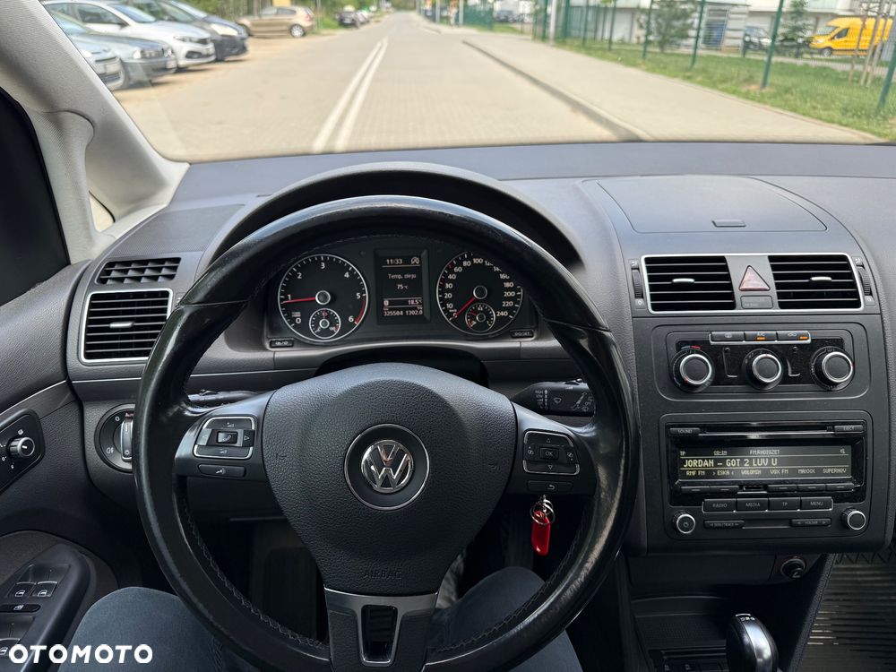 Volkswagen Touran 1.6 TDI DPF Comfortline DSG - 12