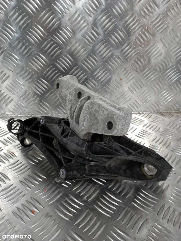 Łapa poduszka silnika Opel Astra L 6 Kombi 1.5 CDTI - 2