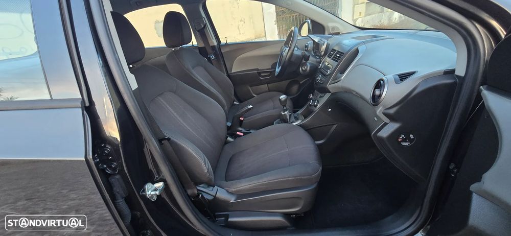 Chevrolet Aveo 1.3 VCDi LTZ - 14