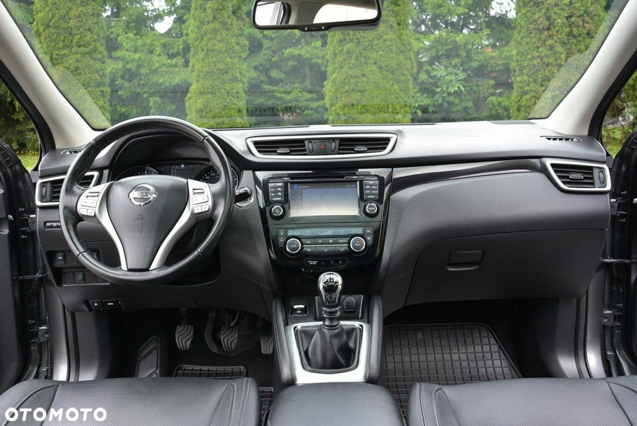 Nissan Qashqai 1.6 DCi 4x4 Tekna+ - 24