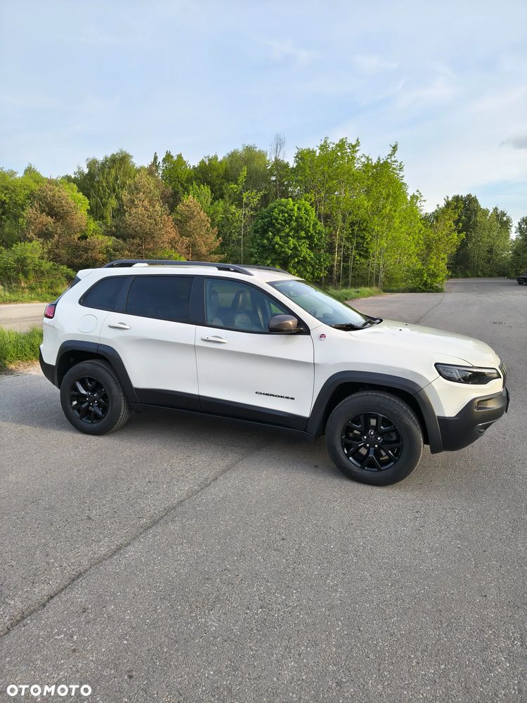 Jeep Cherokee - 6