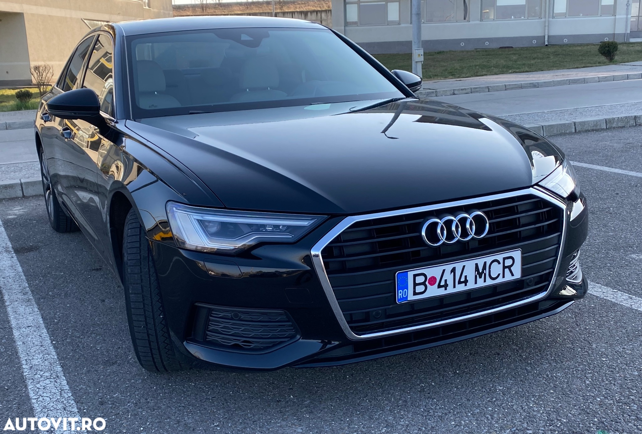 Audi A6 Avant 2.0 40 TDI S tronic Design - 5