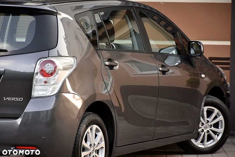 Toyota Verso 1.8 7-Sitzer Skyview Edition - 11