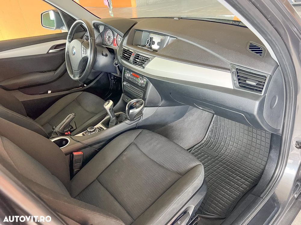 BMW X1 xDrive20d - 29