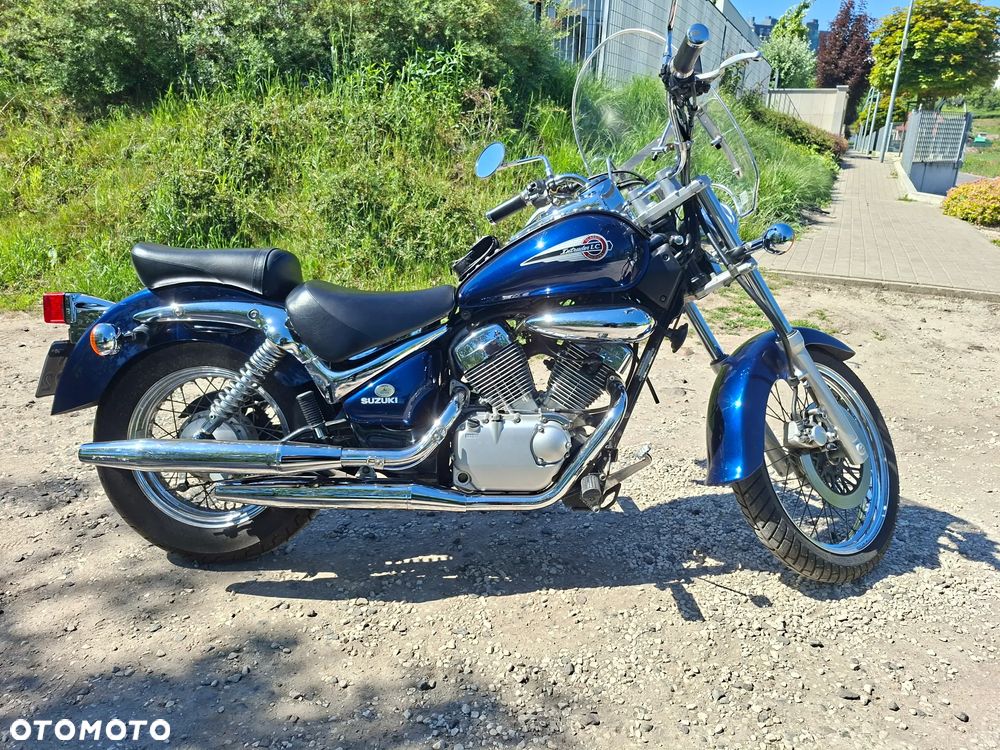 Suzuki Intruder - 4