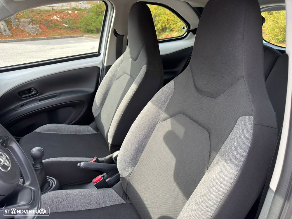 Toyota Aygo X Standard - 16