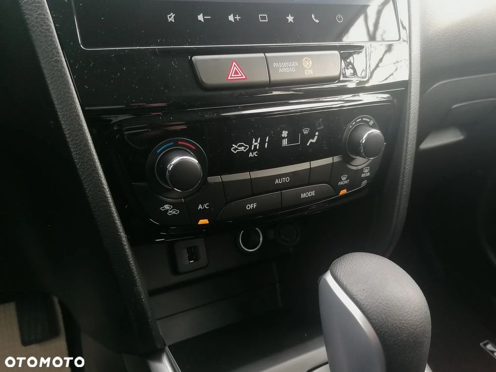 Suzuki Vitara 1.4 Boosterjet mHEV Premium Plus 2WD - 14