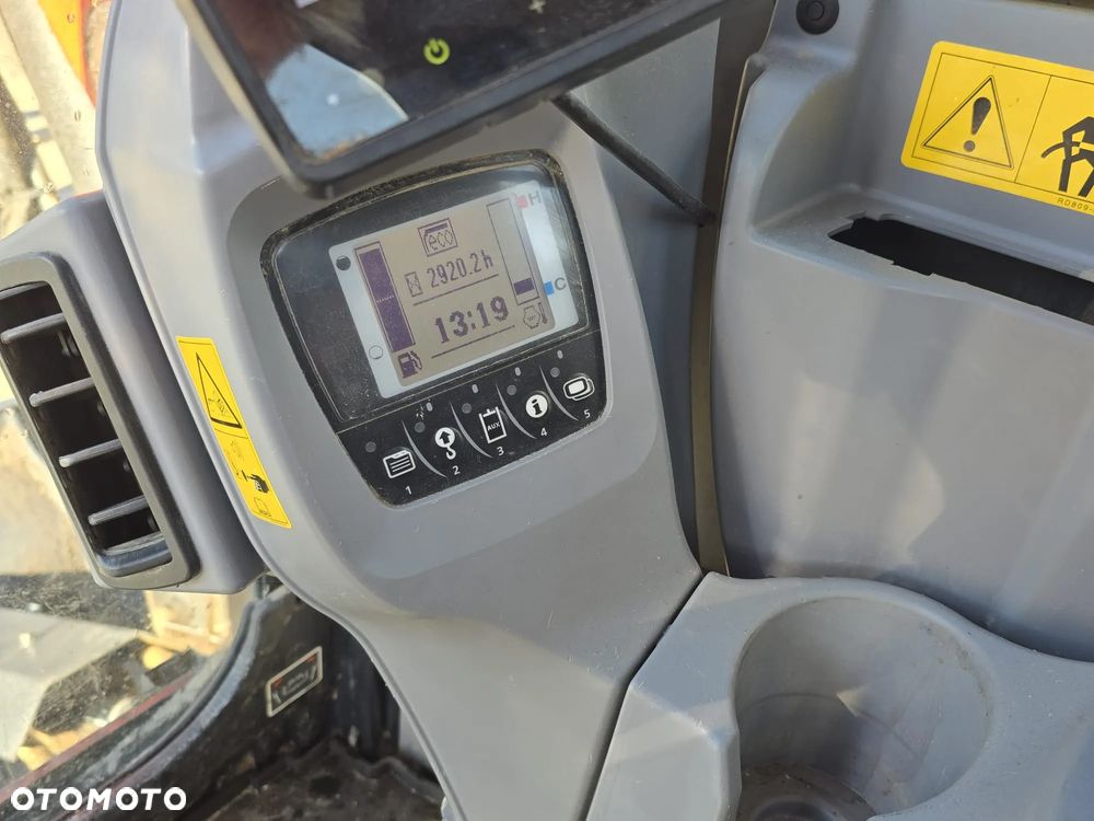 Kubota KX 080-4 - 11